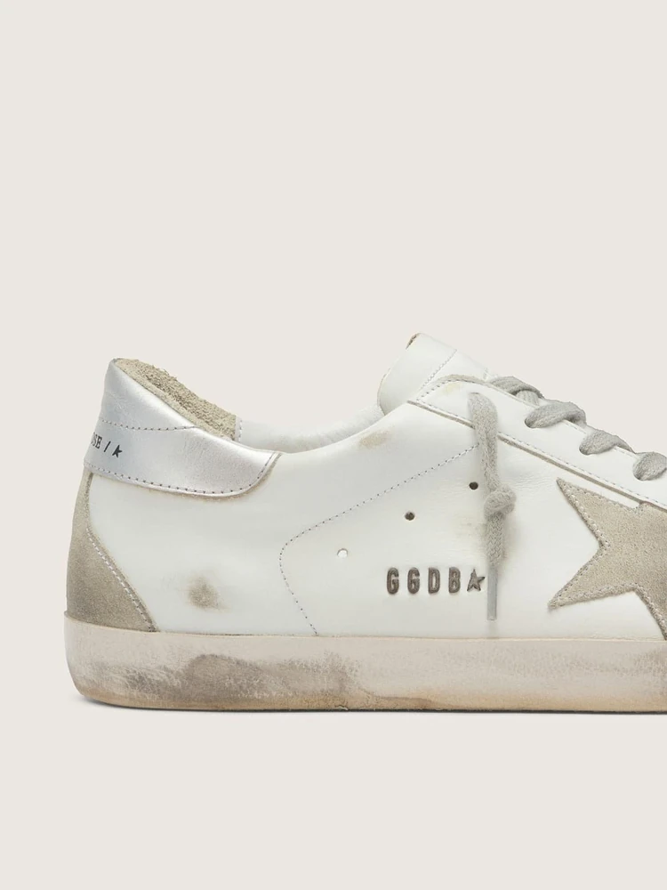 Golden Goose Super-Star with silver heel tab and lettering, деталь