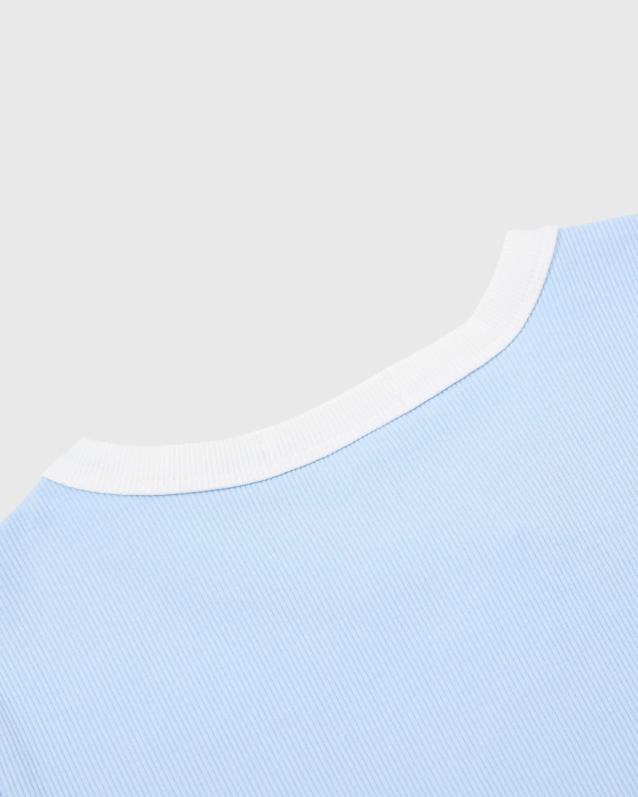 Lacoste Women's Slim Fit T-Shirt, деталь