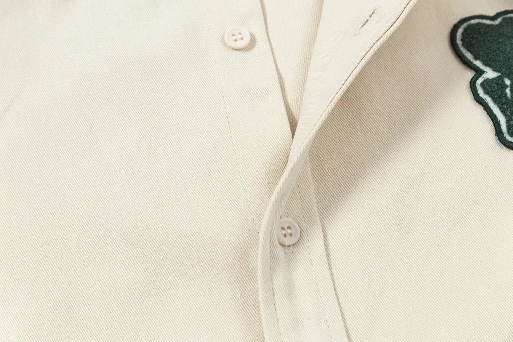 Ami Paris Cotton W Logo Shirt, деталь